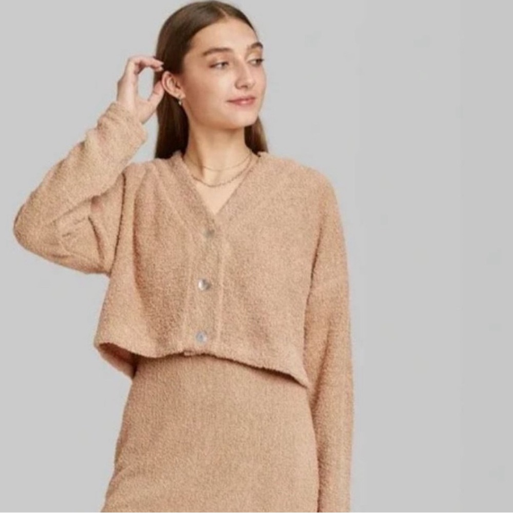 Wild Fable Taupe Cropped Sweater